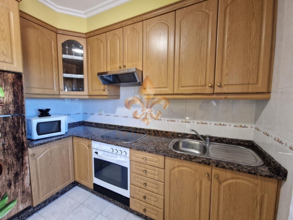Venta de inmueble en Gondomar con uso mixto: residencial y hostelero.