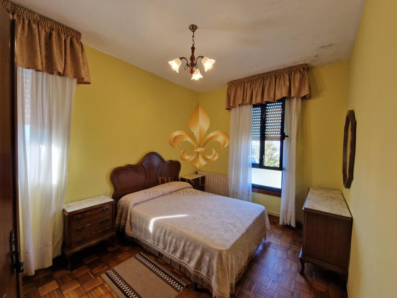 Venta de inmueble en Gondomar con uso mixto: residencial y hostelero.