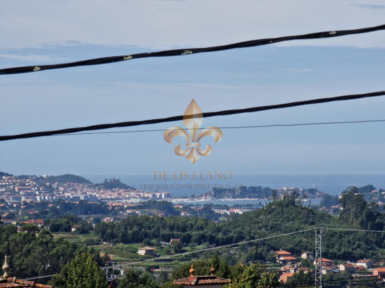 Venta de inmueble en Gondomar con uso mixto: residencial y hostelero.