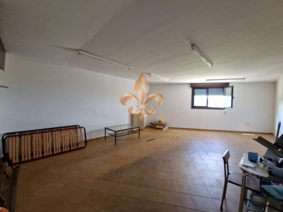 Venta de inmueble en Gondomar con uso mixto: residencial y hostelero.
