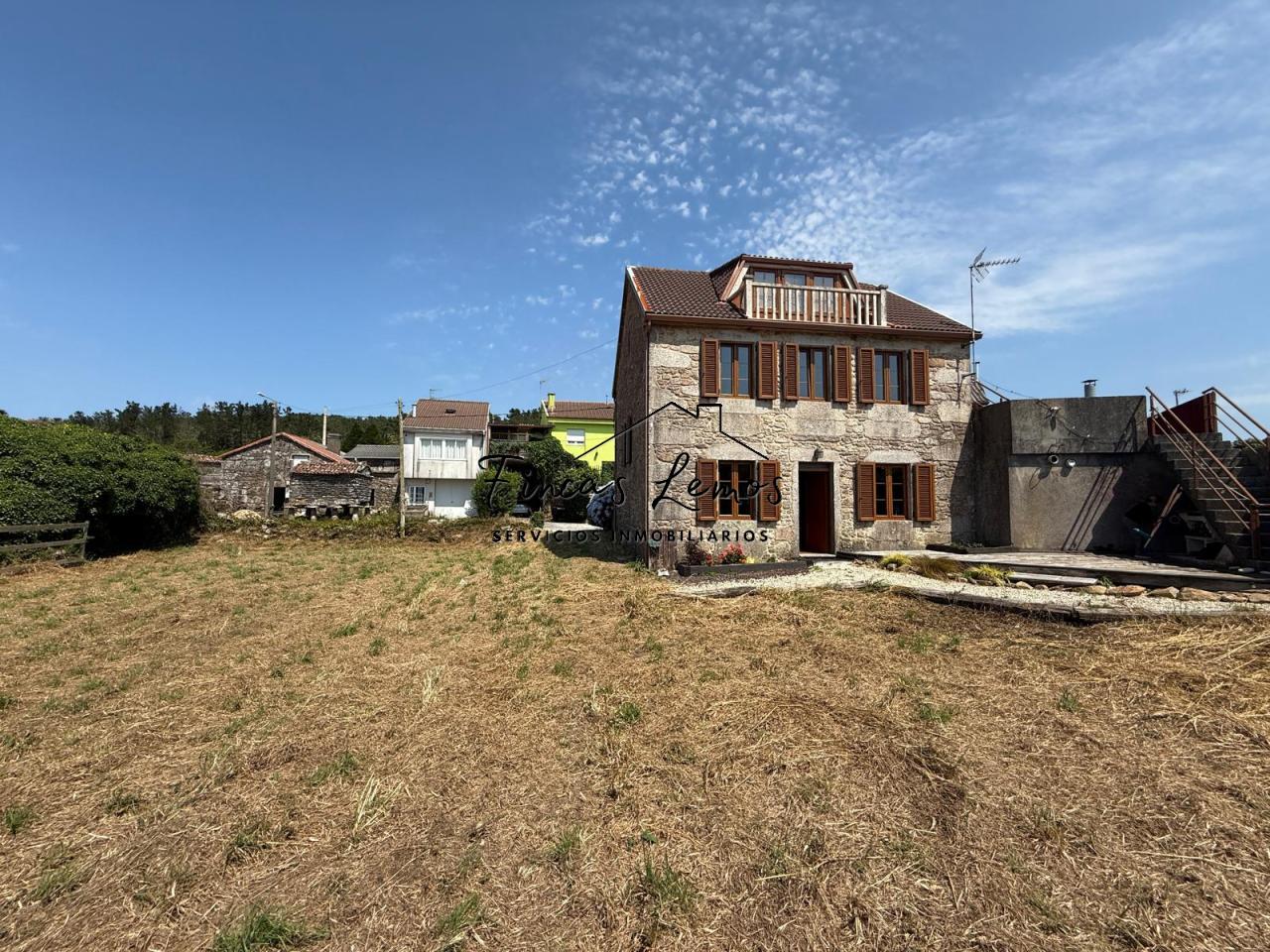 175250926652800041864_175250799694 Encantadora casa de piedra en Calabanda, Vimianzo – 166 m² con finca de 720 m²