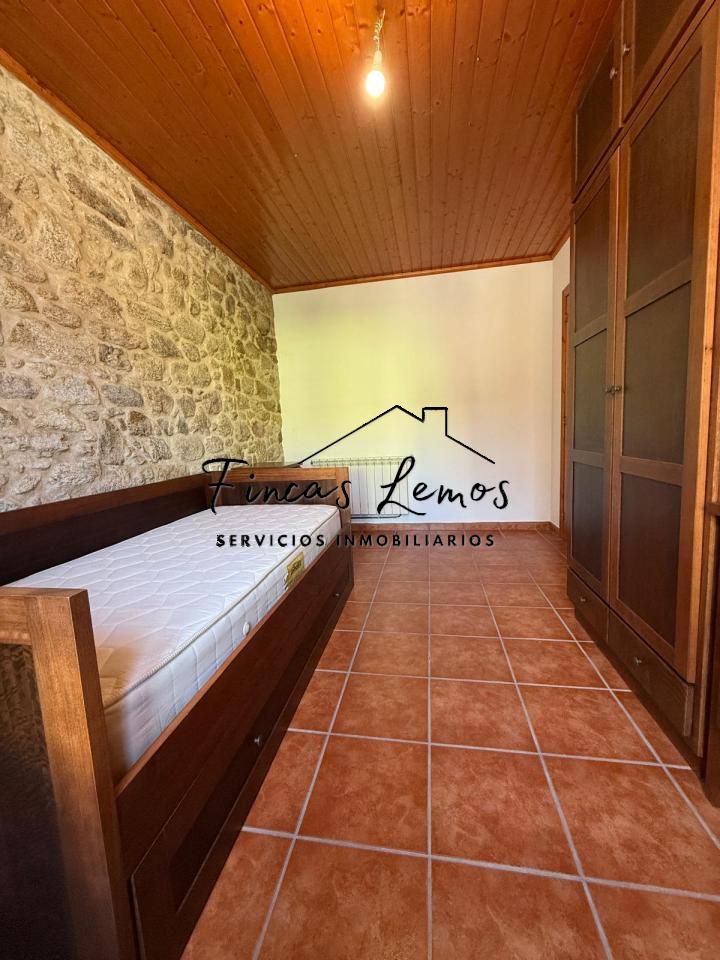 175250927646400041864_175250800829 Encantadora casa de piedra en Calabanda, Vimianzo – 166 m² con finca de 720 m²