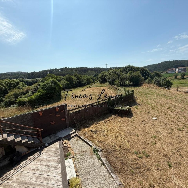 Encantadora casa de piedra en Calabanda, Vimianzo – 166 m² con finca de 720 m²