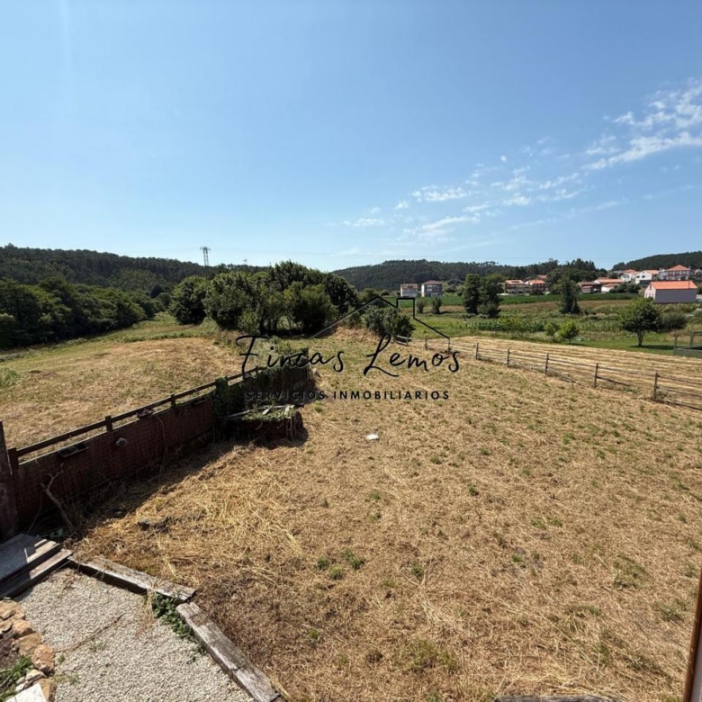 Encantadora casa de piedra en Calabanda, Vimianzo – 166 m² con finca de 720 m²