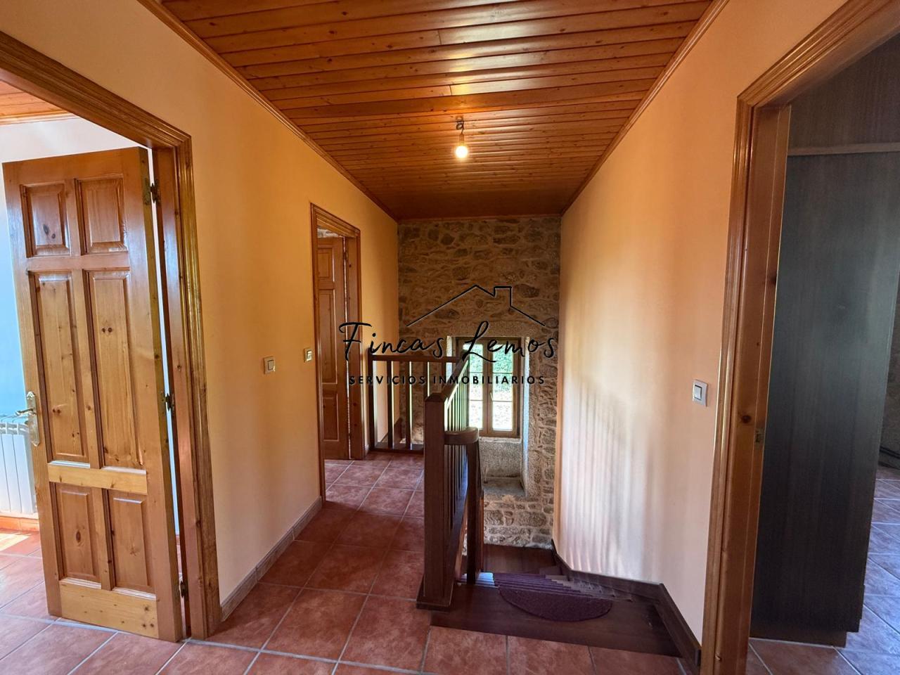 175250928301600041864_175250801542 Encantadora casa de piedra en Calabanda, Vimianzo – 166 m² con finca de 720 m²