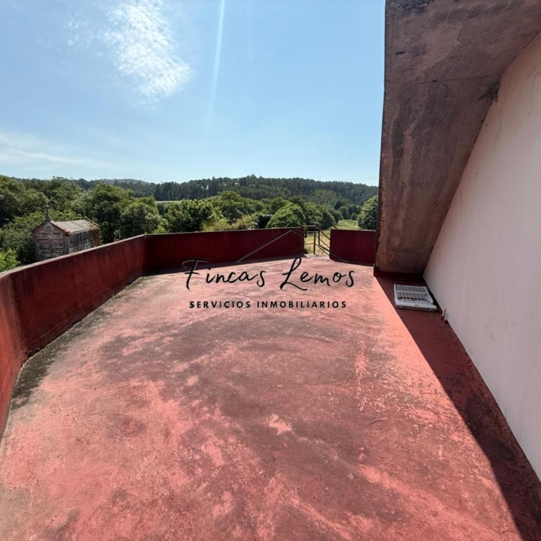 Encantadora casa de piedra en Calabanda, Vimianzo – 166 m² con finca de 720 m²
