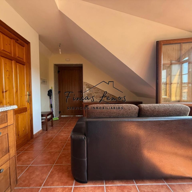 Encantadora casa de piedra en Calabanda, Vimianzo – 166 m² con finca de 720 m²
