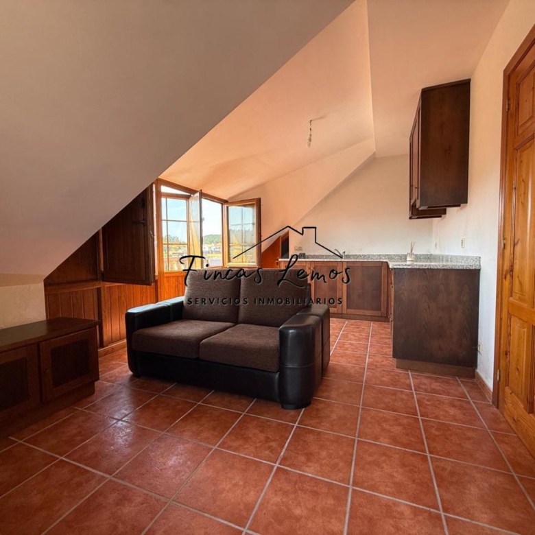 Encantadora casa de piedra en Calabanda, Vimianzo – 166 m² con finca de 720 m²