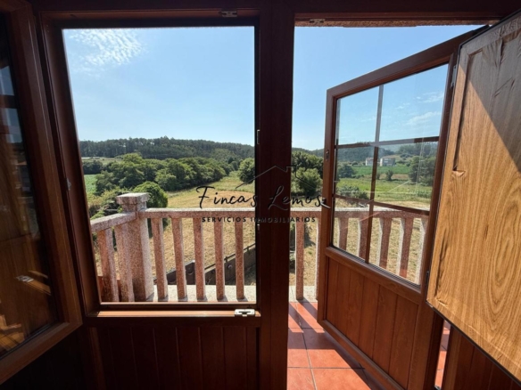 Encantadora casa de piedra en Calabanda, Vimianzo – 166 m² con finca de 720 m²