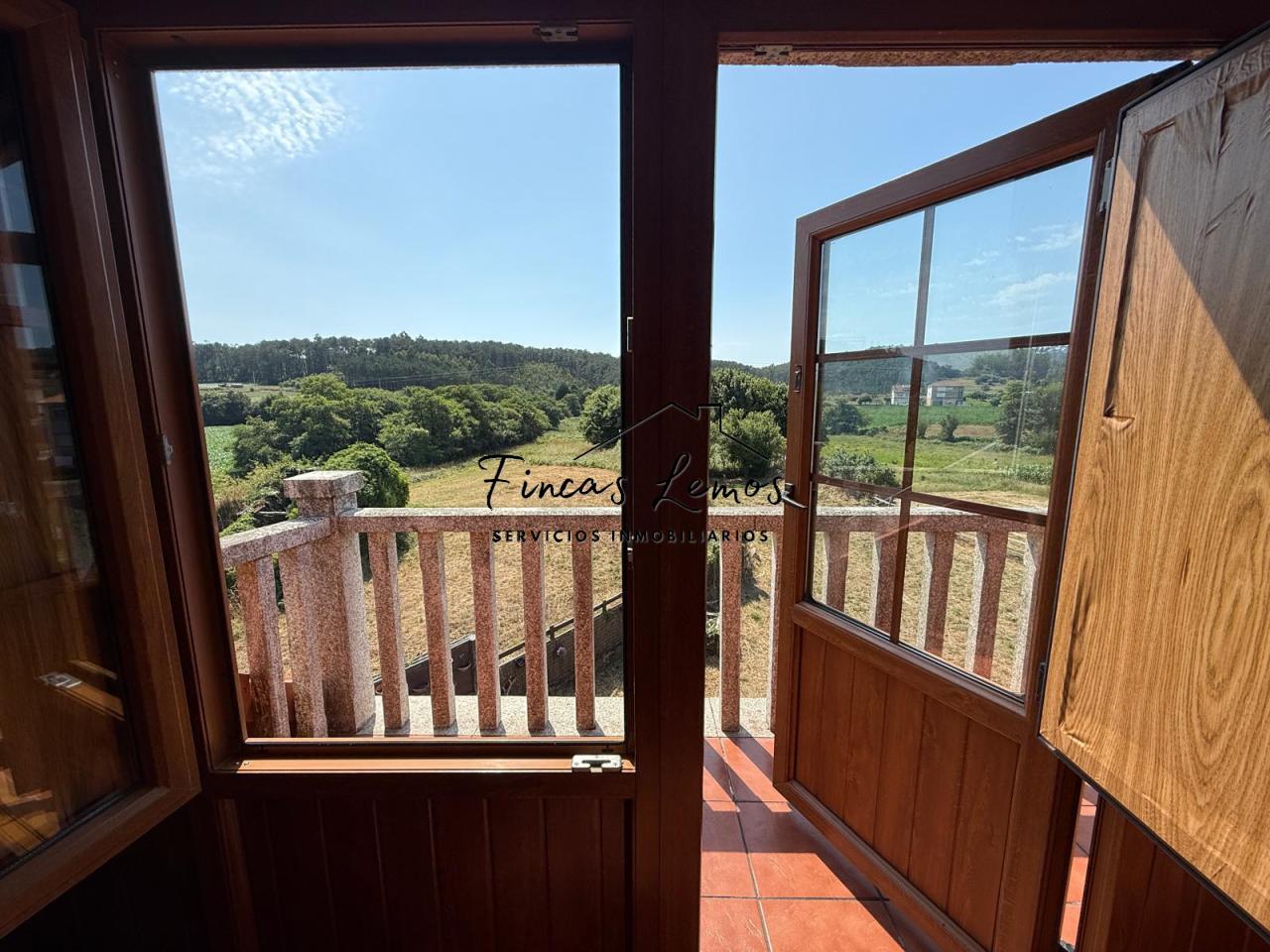 175250928721400041864_175250802021 Encantadora casa de piedra en Calabanda, Vimianzo – 166 m² con finca de 720 m²