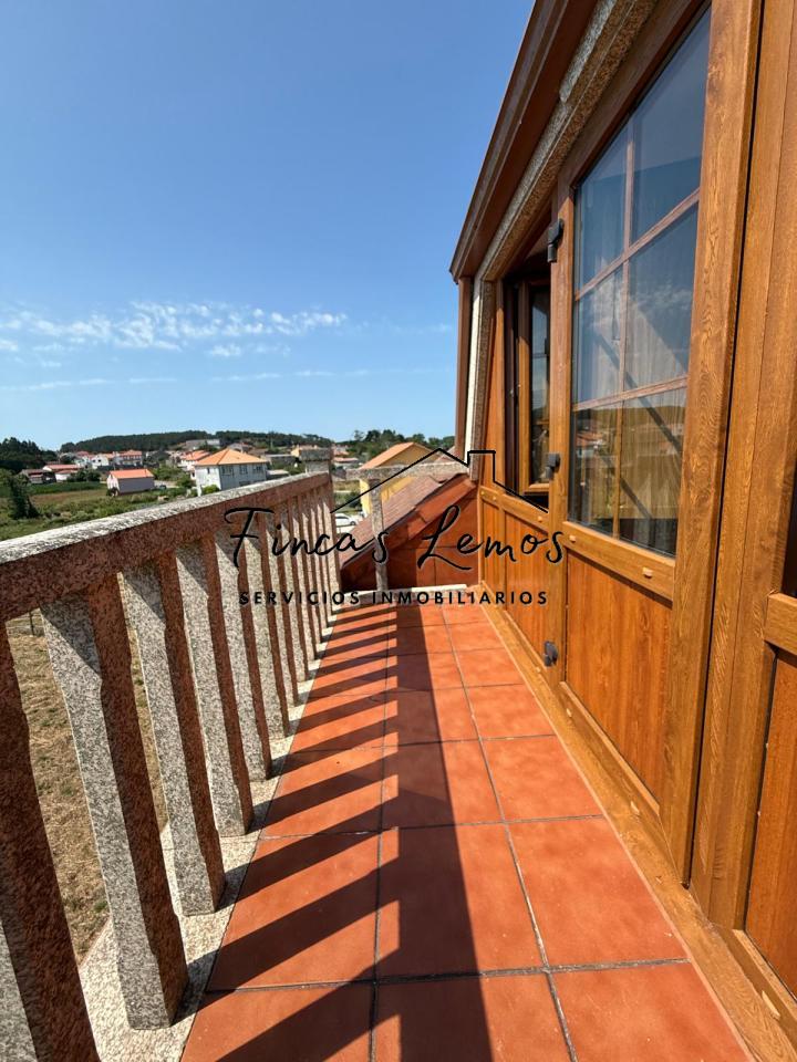 175250928936800041864_175250802254 Encantadora casa de piedra en Calabanda, Vimianzo – 166 m² con finca de 720 m²