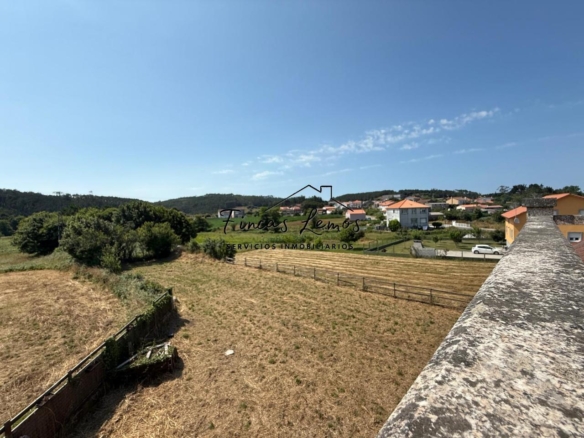 Encantadora casa de piedra en Calabanda, Vimianzo – 166 m² con finca de 720 m²