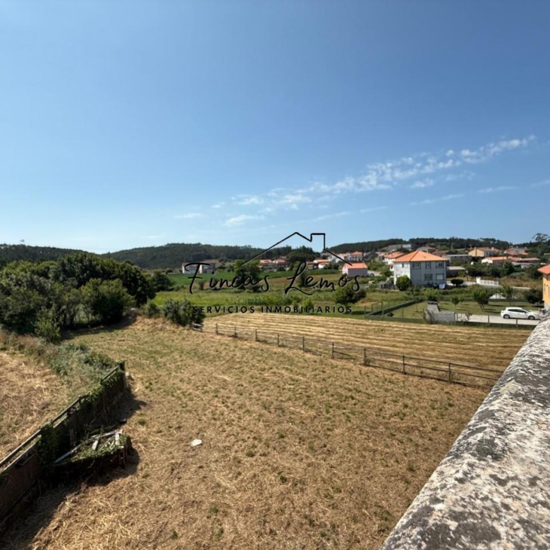 Encantadora casa de piedra en Calabanda, Vimianzo – 166 m² con finca de 720 m²