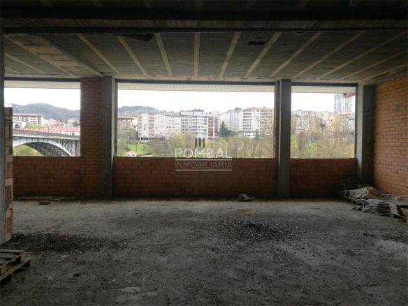 Local comercial en alquiler en A Ponte