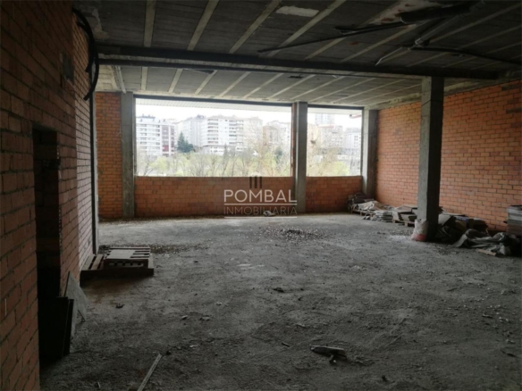 Local comercial en alquiler en A Ponte