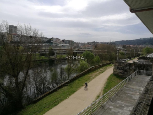 Local comercial en alquiler en A Ponte