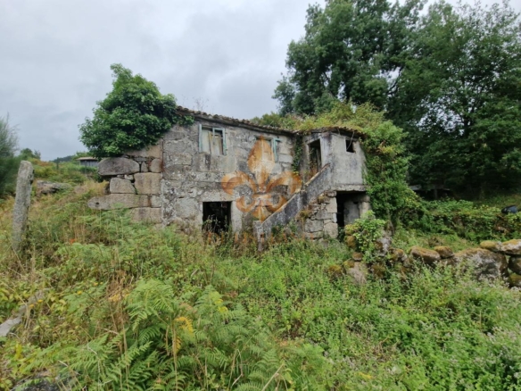 Casa rústica en venta en Peitieiros – Gondomar
