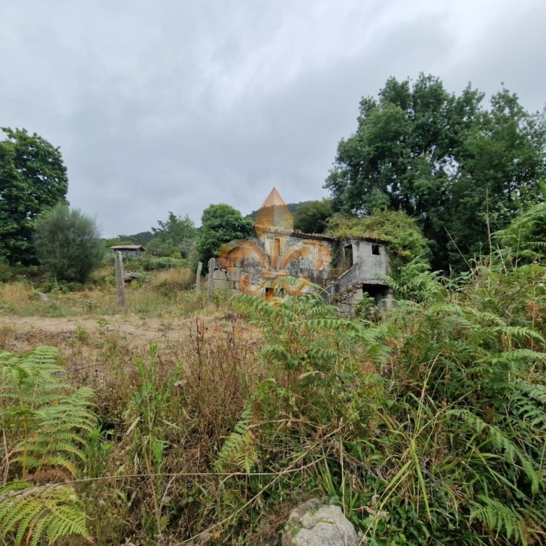 Casa rústica en venta en Peitieiros – Gondomar