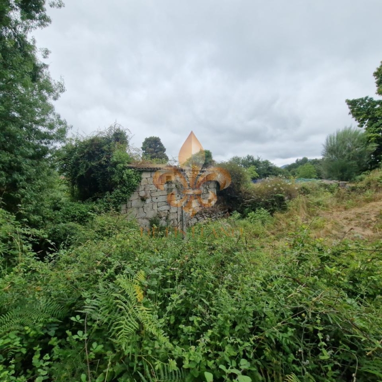 Casa rústica en venta en Peitieiros – Gondomar