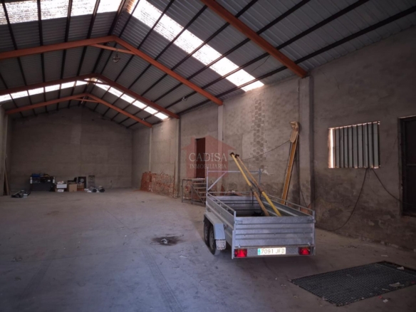 NAVE EN ALQUILER EN VILLARES PUEBLO CENTRO