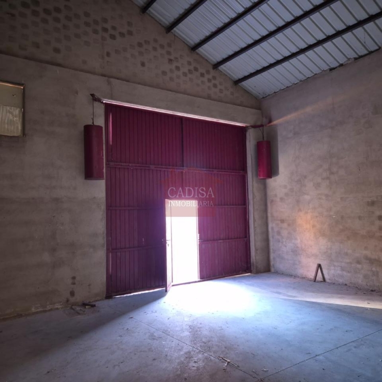 NAVE EN ALQUILER EN VILLARES PUEBLO CENTRO