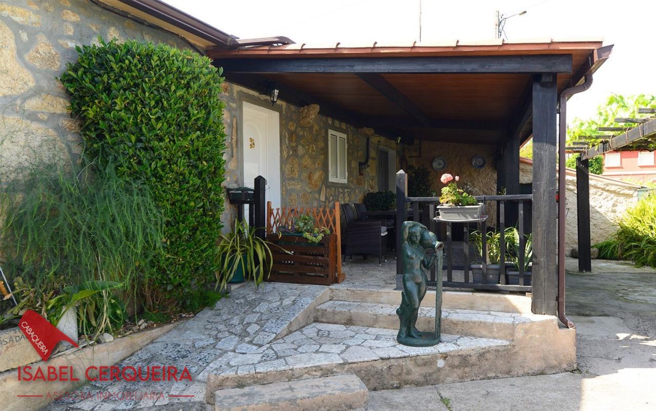 ¡VIVE, EMPRENDE O INVIERTE! CASA DE PIEDRA CON PISCINA Y AMPLIA FINCA EN TOMIÑO