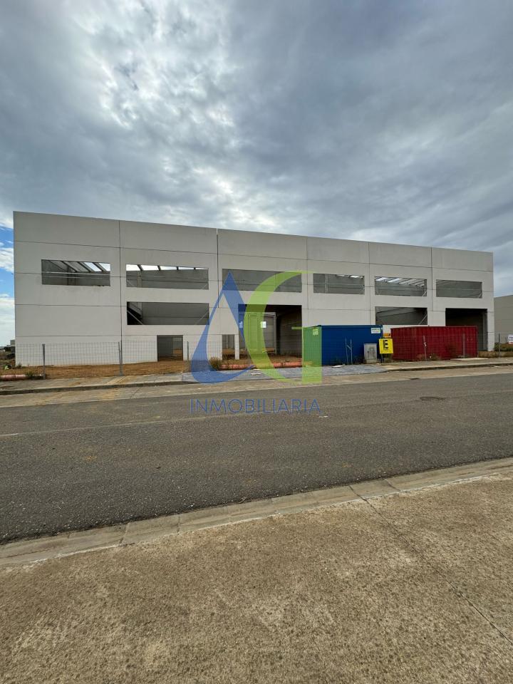 175378020118000027497_174369684226 SE ALQUILA NAVE NUEVA DE 3.000M EN VILLADANGOS DEL PARAMO
