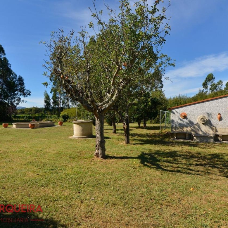 GRAN VIVIENDA EN VALENÇA CON 6.000 m² DE TERRENO – IDEAL PARA CASA RURAL
