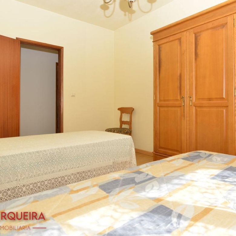 GRAN VIVIENDA EN VALENÇA CON 6.000 m² DE TERRENO – IDEAL PARA CASA RURAL
