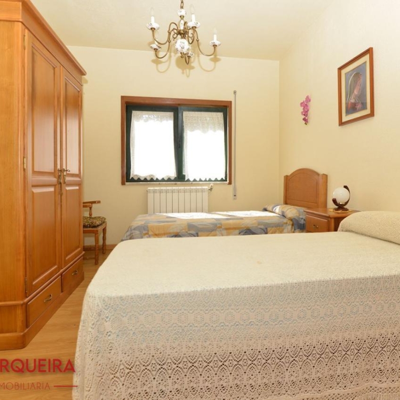 GRAN VIVIENDA EN VALENÇA CON 6.000 m² DE TERRENO – IDEAL PARA CASA RURAL