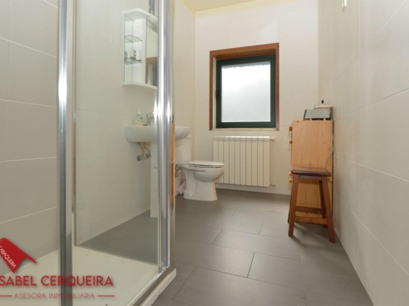 GRAN VIVIENDA EN VALENÇA CON 6.000 m² DE TERRENO – IDEAL PARA CASA RURAL