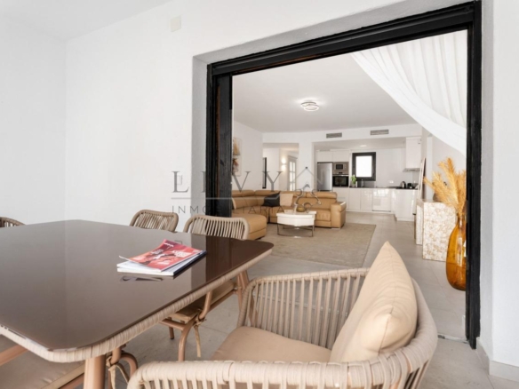 Apartamento en Playa El Duque Puerto Banús Marbella