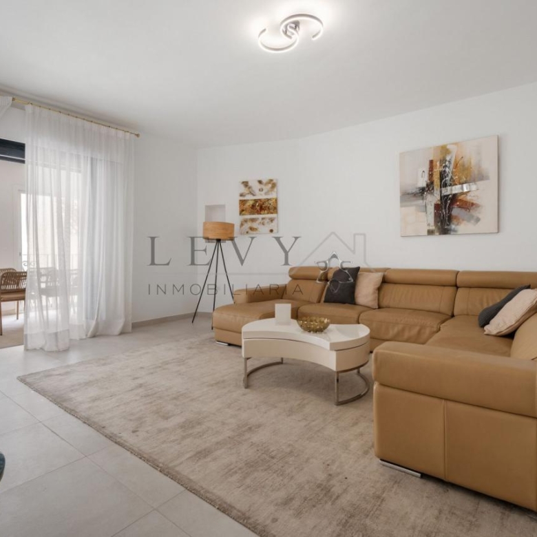 Apartamento en Playa El Duque Puerto Banús Marbella