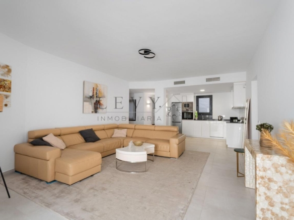 Apartamento en Playa El Duque Puerto Banús Marbella