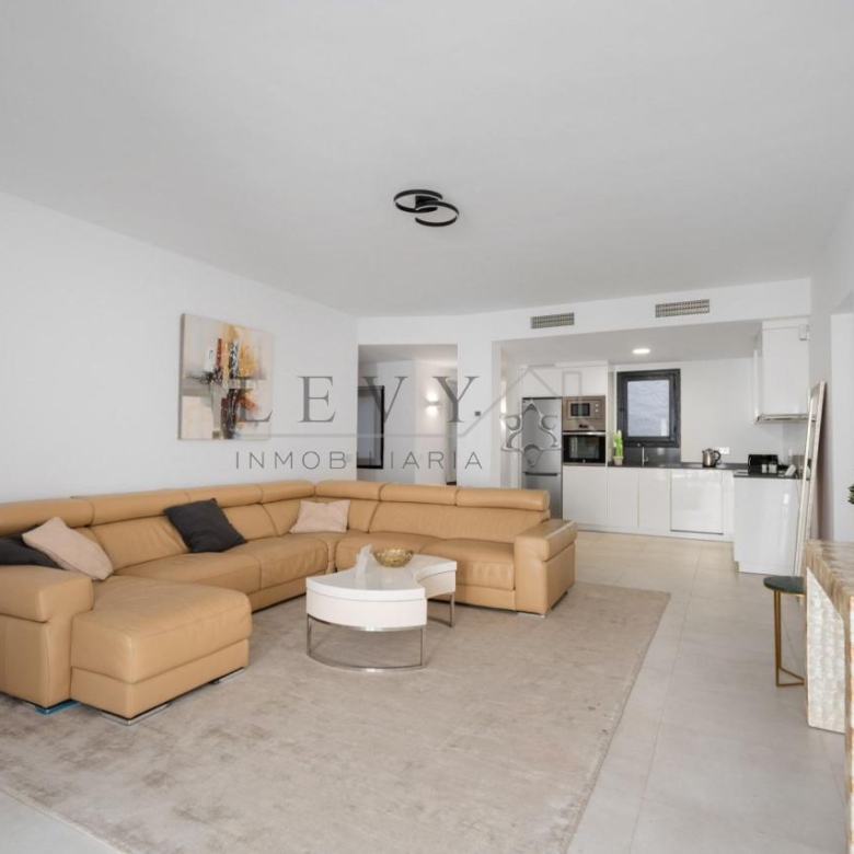 Apartamento en Playa El Duque Puerto Banús Marbella