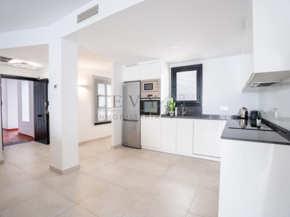 Apartamento en Playa El Duque Puerto Banús Marbella