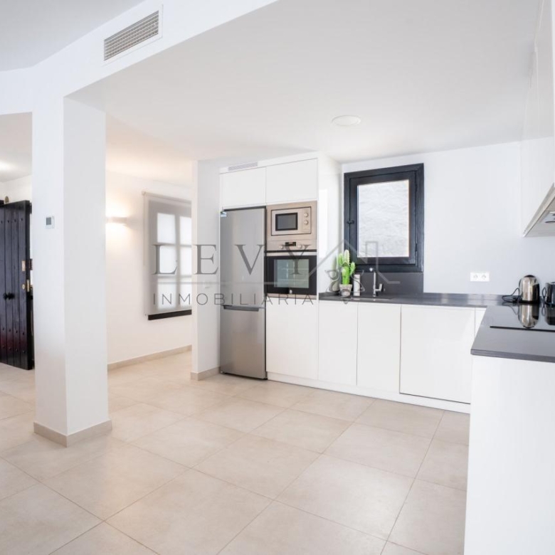 Apartamento en Playa El Duque Puerto Banús Marbella