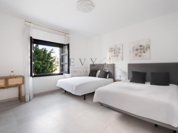 Apartamento en Playa El Duque Puerto Banús Marbella