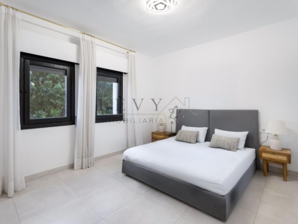 Apartamento en Playa El Duque Puerto Banús Marbella