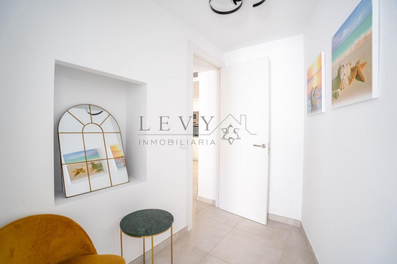 175507892978300165151_175507874131 Apartamento en Playa El Duque Puerto Banús Marbella