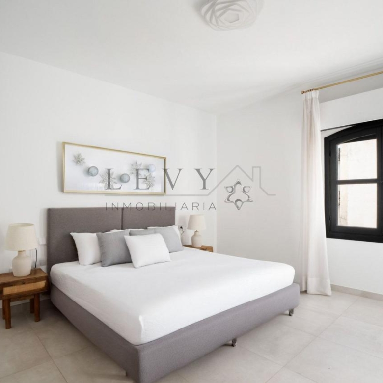 Apartamento en Playa El Duque Puerto Banús Marbella