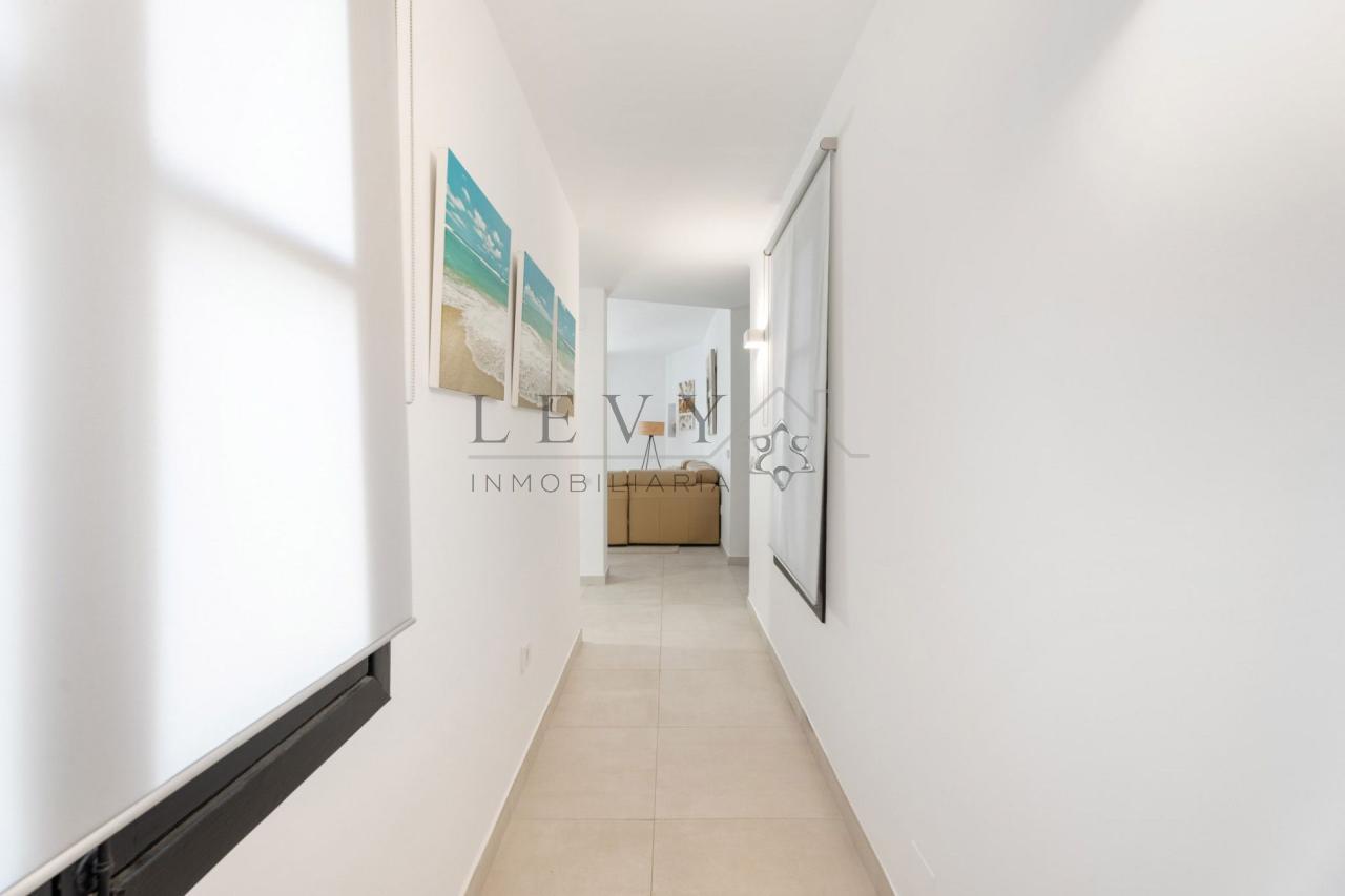 175507893215900165151_175507874920 Apartamento en Playa El Duque Puerto Banús Marbella