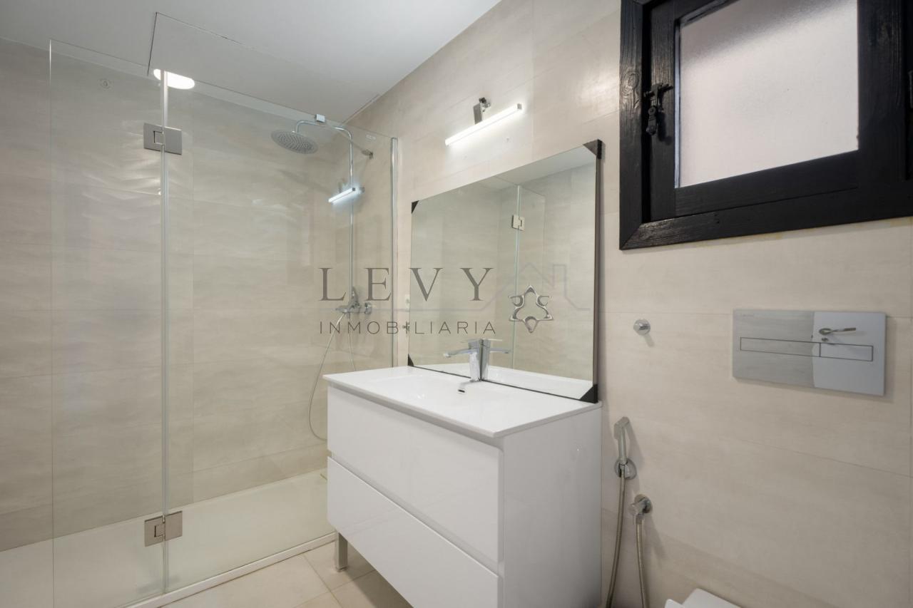 175507893282500165151_175507875111 Apartamento en Playa El Duque Puerto Banús Marbella