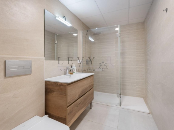 Apartamento en Playa El Duque Puerto Banús Marbella