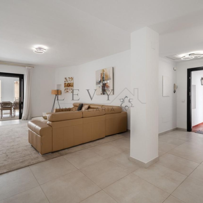 Apartamento en Playa El Duque Puerto Banús Marbella