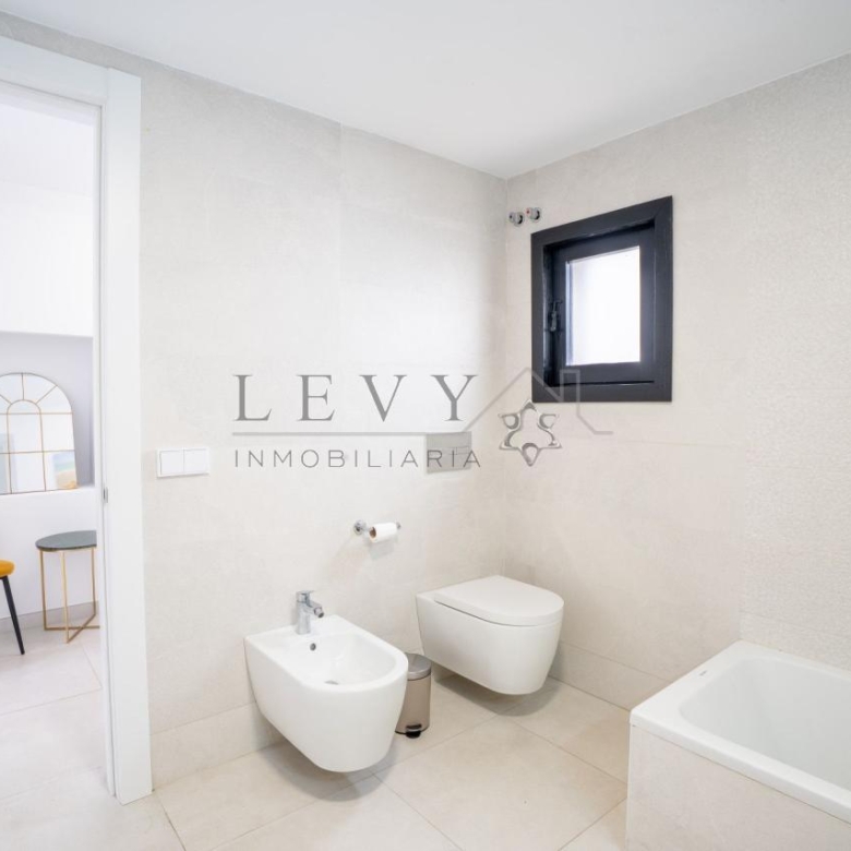 Apartamento en Playa El Duque Puerto Banús Marbella