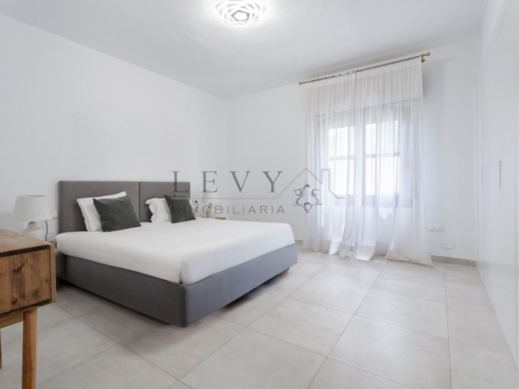 Apartamento en Playa El Duque Puerto Banús Marbella