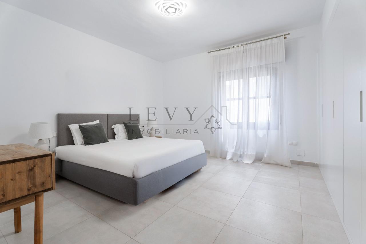 175507893694600165151_175507878155 Apartamento en Playa El Duque Puerto Banús Marbella
