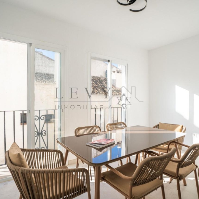 Apartamento en Playa El Duque Puerto Banús Marbella