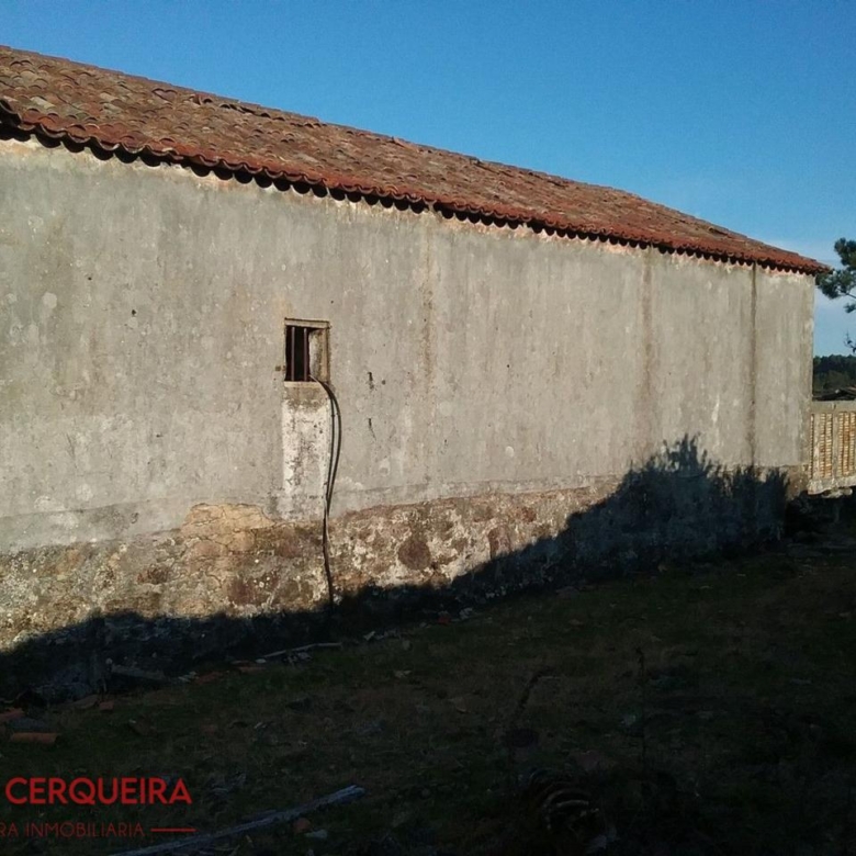 CASA HISTÓRICA DE 1900 EN OIA – 312 m² SOBRE UNA FINCA DE 5.769 m²